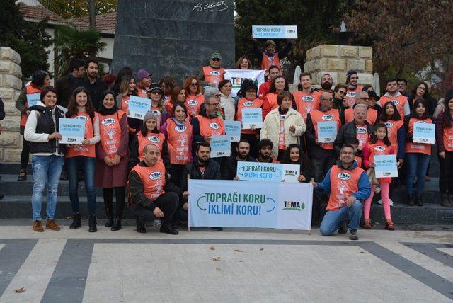 Toprak ve iklim ilişkisine dikkat çekmek için yürüyüş düzenlendi