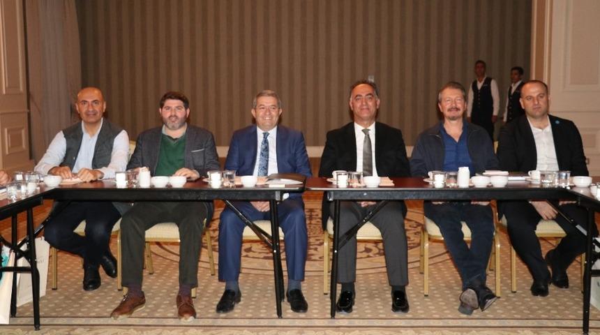 Turizmciler Van G&ouml;l&uuml; Havzası i&ccedil;in bir araya geldi