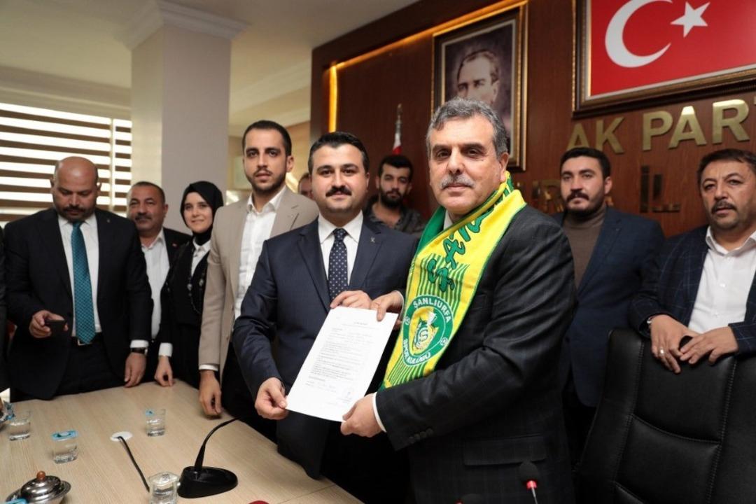 AK Partinin Şanlıurfa adayı Zeynel Abidin Beyazg&uuml;l oldu