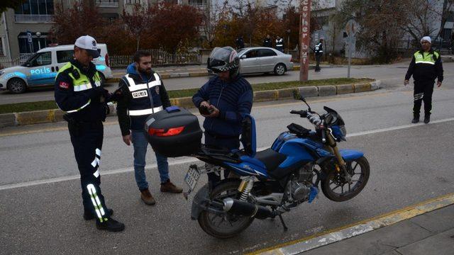 Van’da araç, motosiklet, akaryakıt ve vergi kaçakçılığına yönelik uygulama