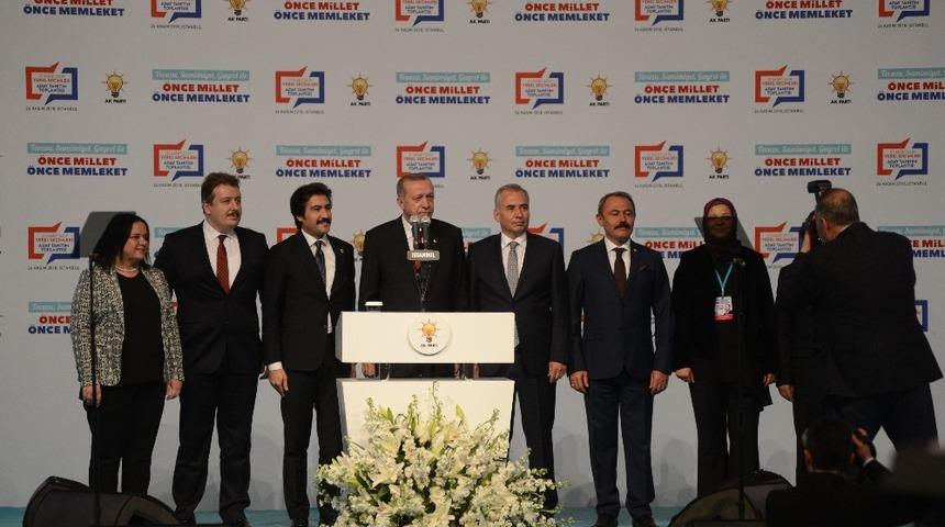 AK Parti&rsquo;nin Denizli B&uuml;y&uuml;kşehir Belediye Başkan adayı Zolan oldu