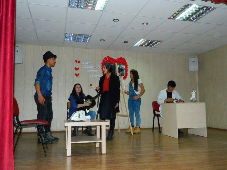 Posof’ta 16 öğretmen yemin ederek göreve başladı G1