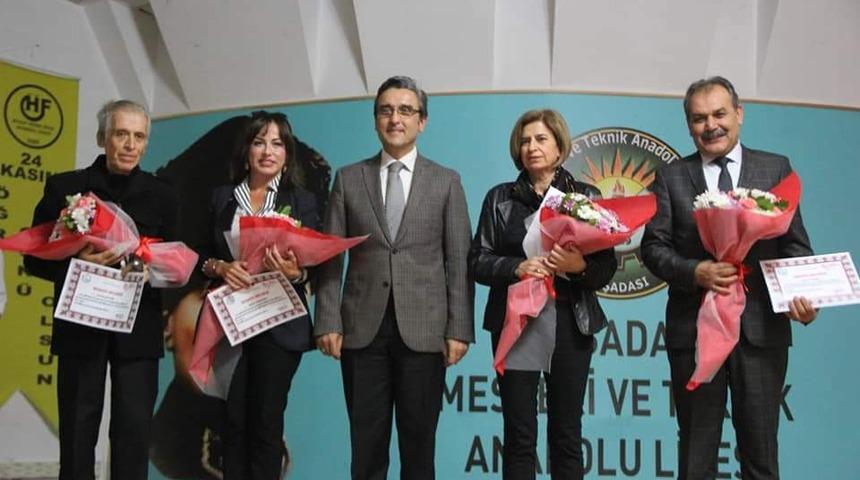 Kuşadası’nda Öğretmenler Günü kutlamaları