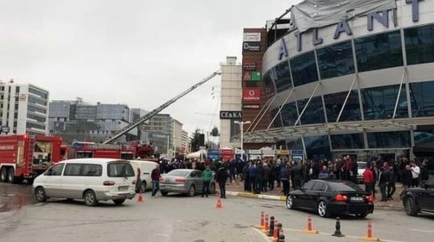 Son dakika! İstanbul Pendik'te AVM çatısında yangın