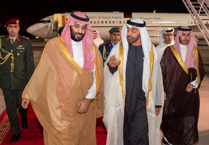 Arap prensler partide fena dağıttı! Şok görüntüler basına sızdı G4