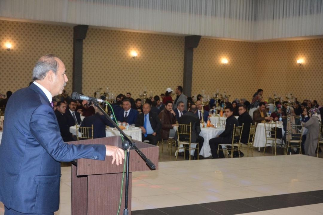 Kılı&ccedil;, &ouml;ğretmenlerle bir araya geldi .