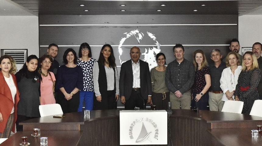 Erasmus+ heyetine &Ccedil;evreci Komşu Kart anlatıldı