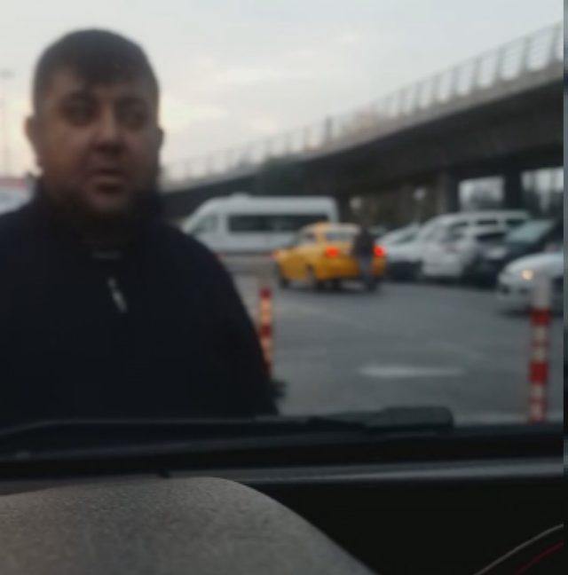 İstanbul'da 'UBER'ci taksici gerginliği sürüyor