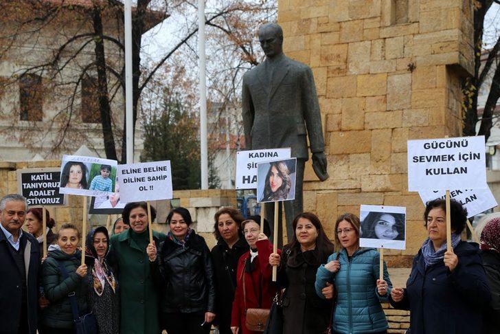'Kadına Yönelik Şiddetle Uluslararası Mücadele Günü'nde kadınlar sokakta  G4