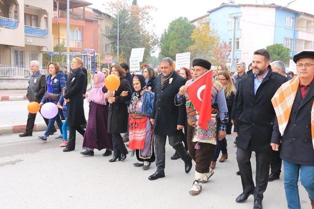 Burdur da ’Kadına Şiddet Hayır’ yürüyüşü