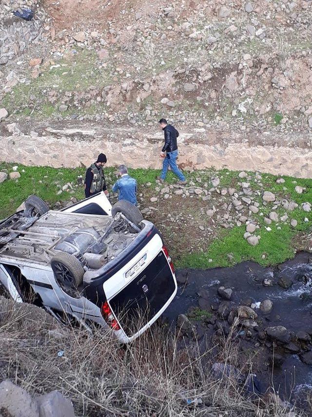 Bingöl’de trafik kazası: 3 yaralı