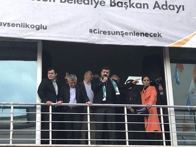 Şenlikoğlu : 