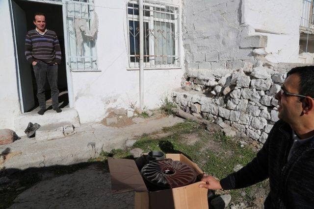 Niğde Belediyesinden ihtiyaç sahiplerine soba yardımı