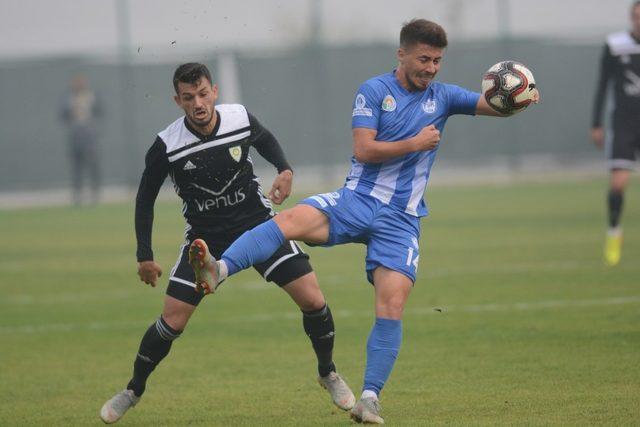 TFF 2. Lig Kırmızı Grup: Manisa BBSK: 0- Tuzlaspor: 0