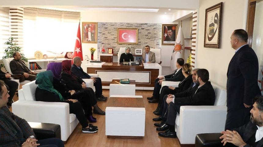 AK Parti  Genel Başkan Yardımcısı Usta Malatya&rsquo;da