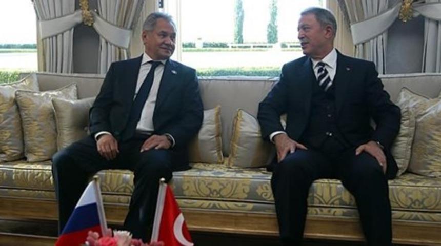 Milli Savunma Bakanı Akar, Rusya Savunma Bakanı ile görüştü