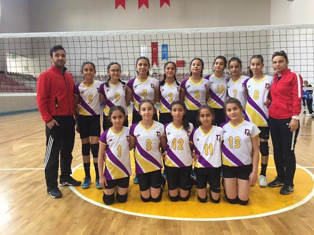 Voleybol Kulüplü Midi Kızlarda 3.Hafta geride kaldı