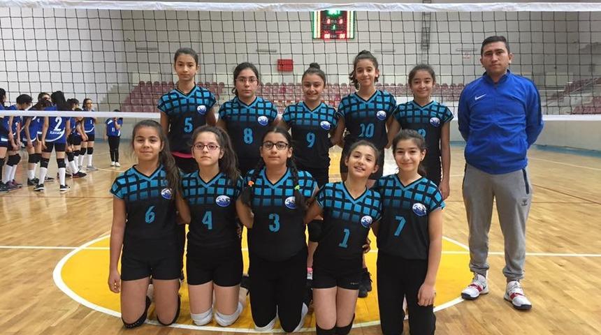 Voleybol Kulüplü Midi Kızlarda 3.Hafta geride kaldı