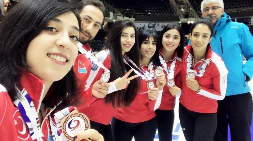 Avrupa&rsquo;nın bronz kızları