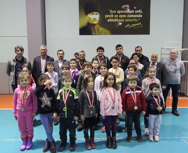 Saruhanlı Belediyesi Satranç Turnuvası düzenledi 2