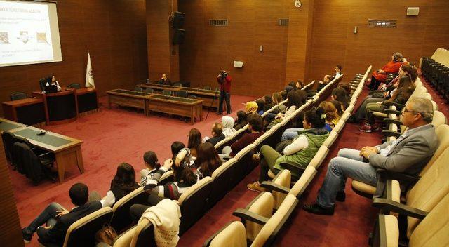 Döşemealtı’nda çocuk gelişimi semineri