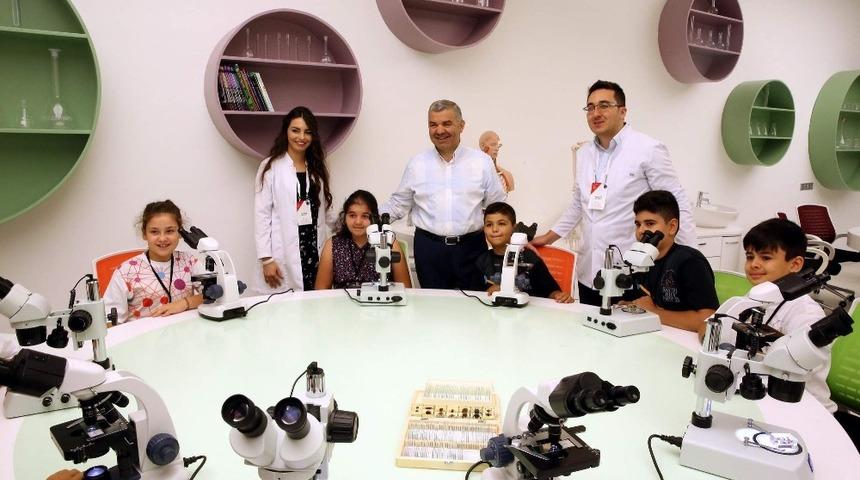Kayseri Bilim Merkezi 2 yılda 300 bin ziyaret&ccedil;iyi ağırladı