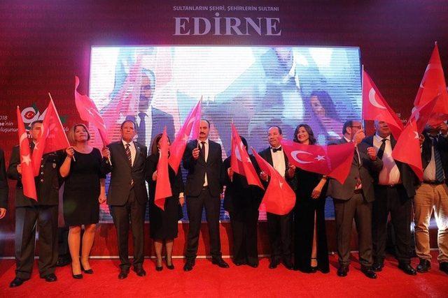 Edirne’de Kurtuluş Günü resepsiyonu