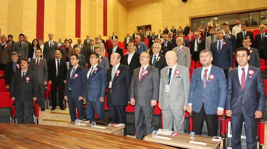 Ali Himmet Berki Sempozyumu ger&ccedil;ekleştirildi