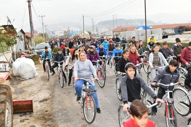 Bigadiç’te pedallar sağlık için çevrildi