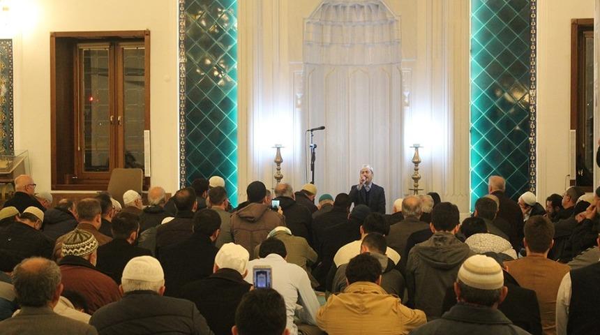 Başkan Yavaş&rsquo;tan &Ccedil;anakkale ve Gali&ccedil;ya şehitlerine vefa &ouml;rneği