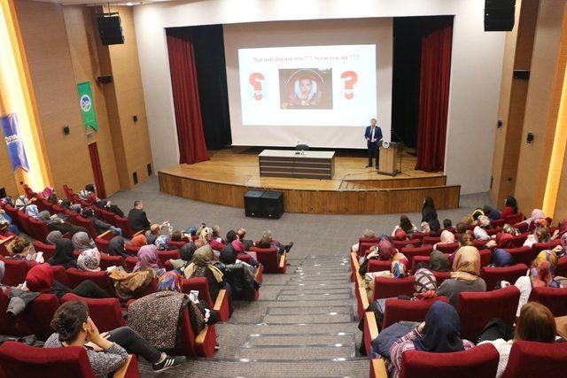 Engelliliği önlemek için sağlıklı gebelik semineri düzenlendi