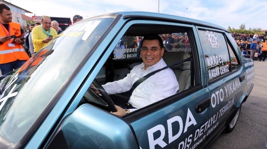 Drift tutkunları Kepez&rsquo;de yarıştı