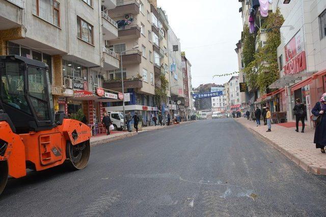 Fatsa Belediyesinin sıcak asfalt çalışmaları