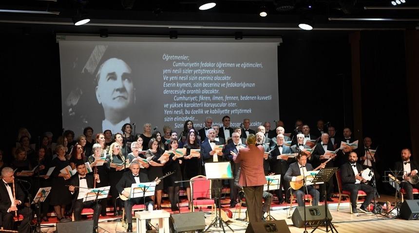 Konyaaltı THM Korosu&rsquo;ndan muhteşem konser