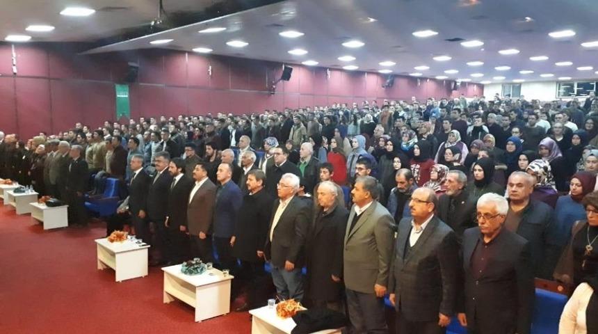 Ereğli&rsquo;de Necip Fazıl Kısak&uuml;rek anıldı