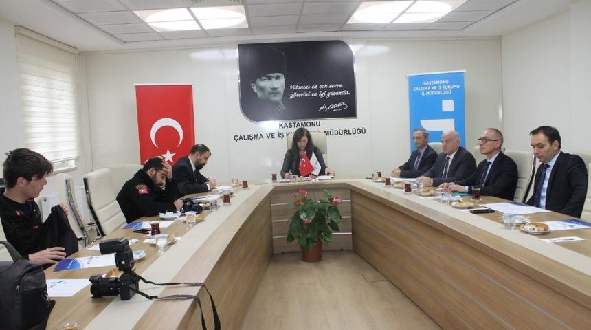 Kastamonu&rsquo;da en &ccedil;ok garson, makineci ve kasiyer aranıyor