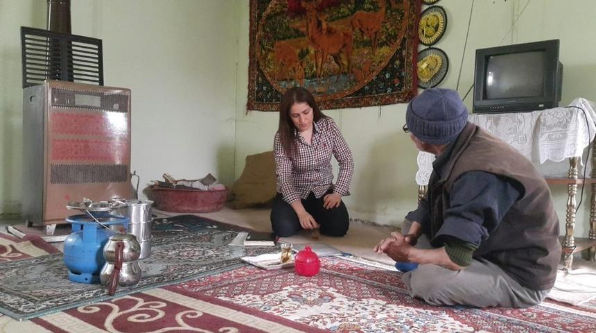 Sağlık Personeli yardım meleğine d&ouml;n&uuml;şt&uuml;