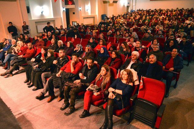 Türk Halk Müziği Korosu’ndan öğretmenlere konser