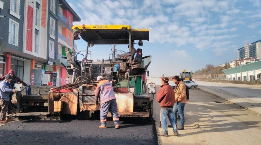 Düzce Üniversitesi çevresi asfaltlanıyor