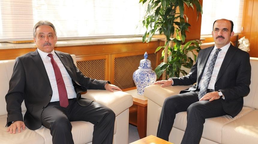 Vali Toprak’dan Başkan Altay’a ziyaret