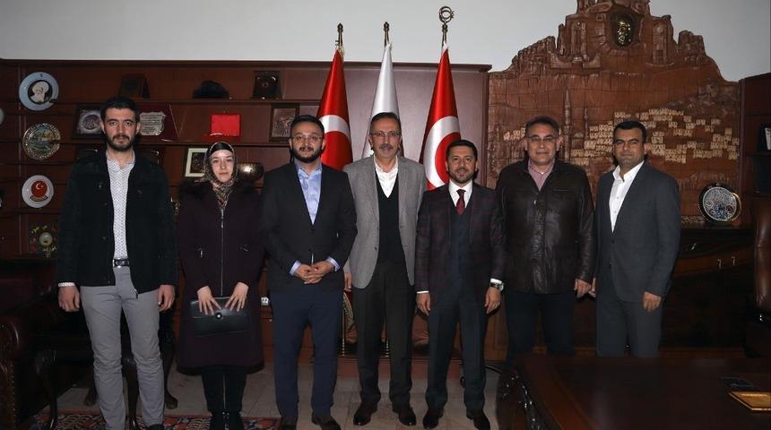 AK Parti Belediye Başkan adayı Arı, Nevşehir Belediye Başkanı Se&ccedil;en&rsquo;i ziyaret etti