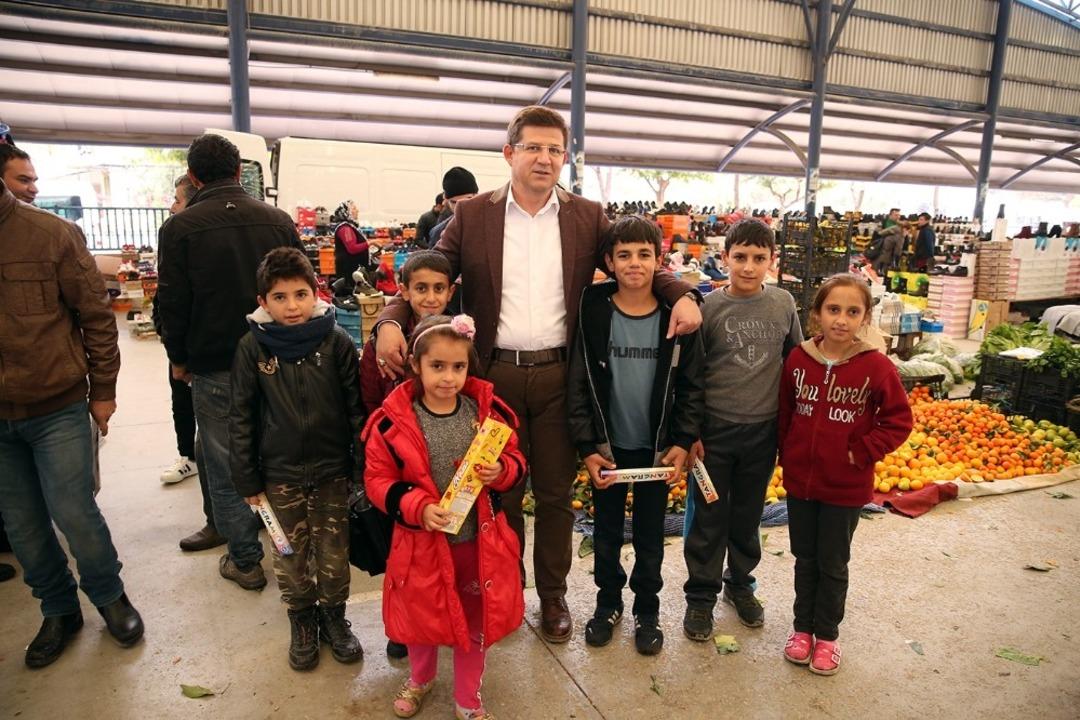 Başkan Subaşıoğlu pazar yerlerinde vatandaşları dinledi