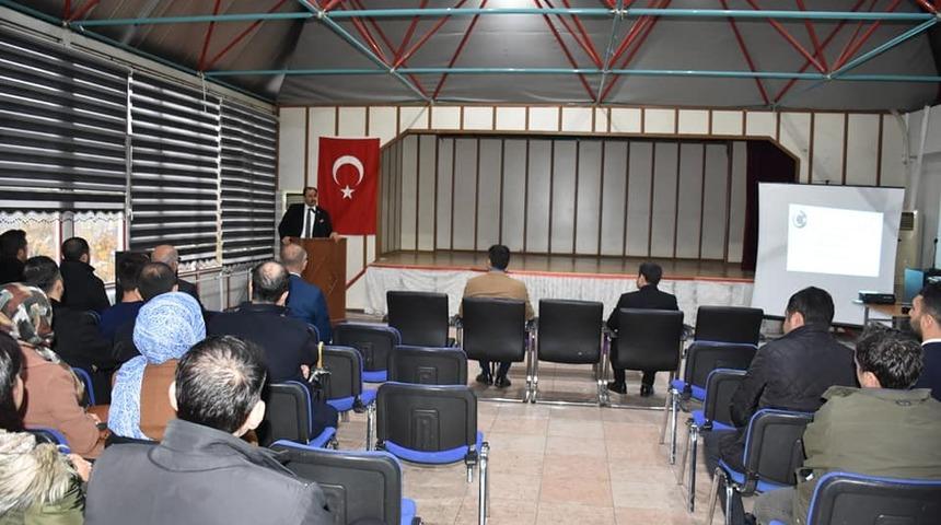 Mill&icirc; Eğitim M&uuml;d&uuml;r&uuml; Aziz G&uuml;n&rsquo;den il&ccedil;elere ziyaret