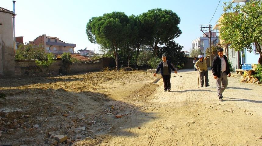 Mahalle sakinlerini korkutan sağlık ocağı yıkıldı