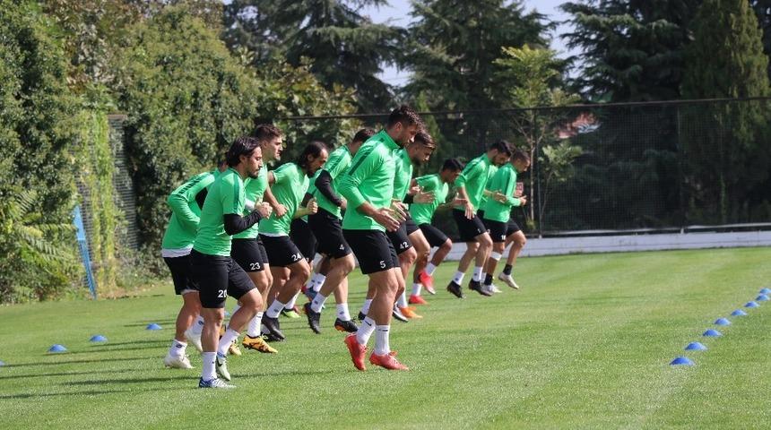 Denizlispor ligde ikinci sıraya y&uuml;kseldi