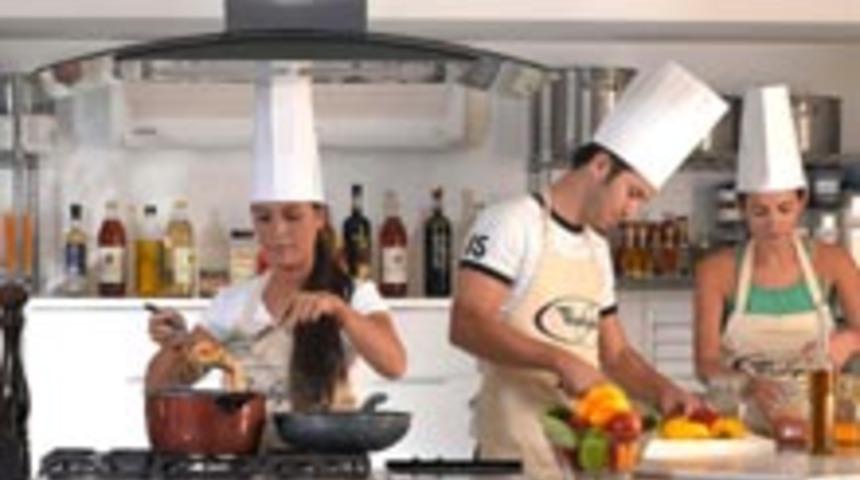 Sevgililer G&uuml;n&uuml;ne &Ouml;zel Yemekler