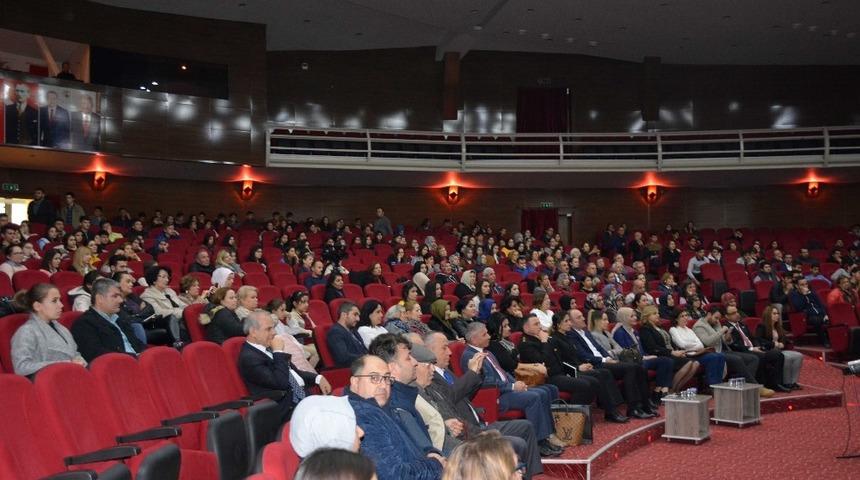 Torbalı&rsquo;da kadına y&ouml;nelik şiddet konuşuldu