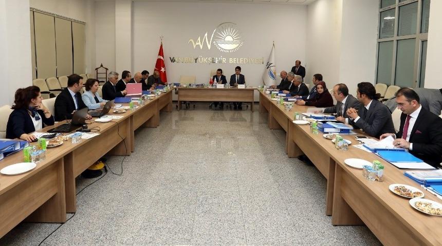 Van&rsquo;da &ouml;n&uuml;m&uuml;zdeki yıl i&ccedil;me suyuna zam yapılmayacak