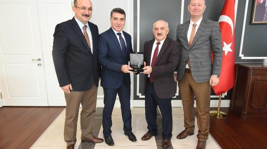 Altınordu Belediyesine Tarihi Kentler Birliğinden ödül