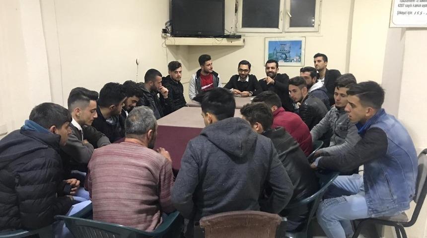 AK Parti Kemalpaşa Gen&ccedil;lik Kolları se&ccedil;im startını verdi